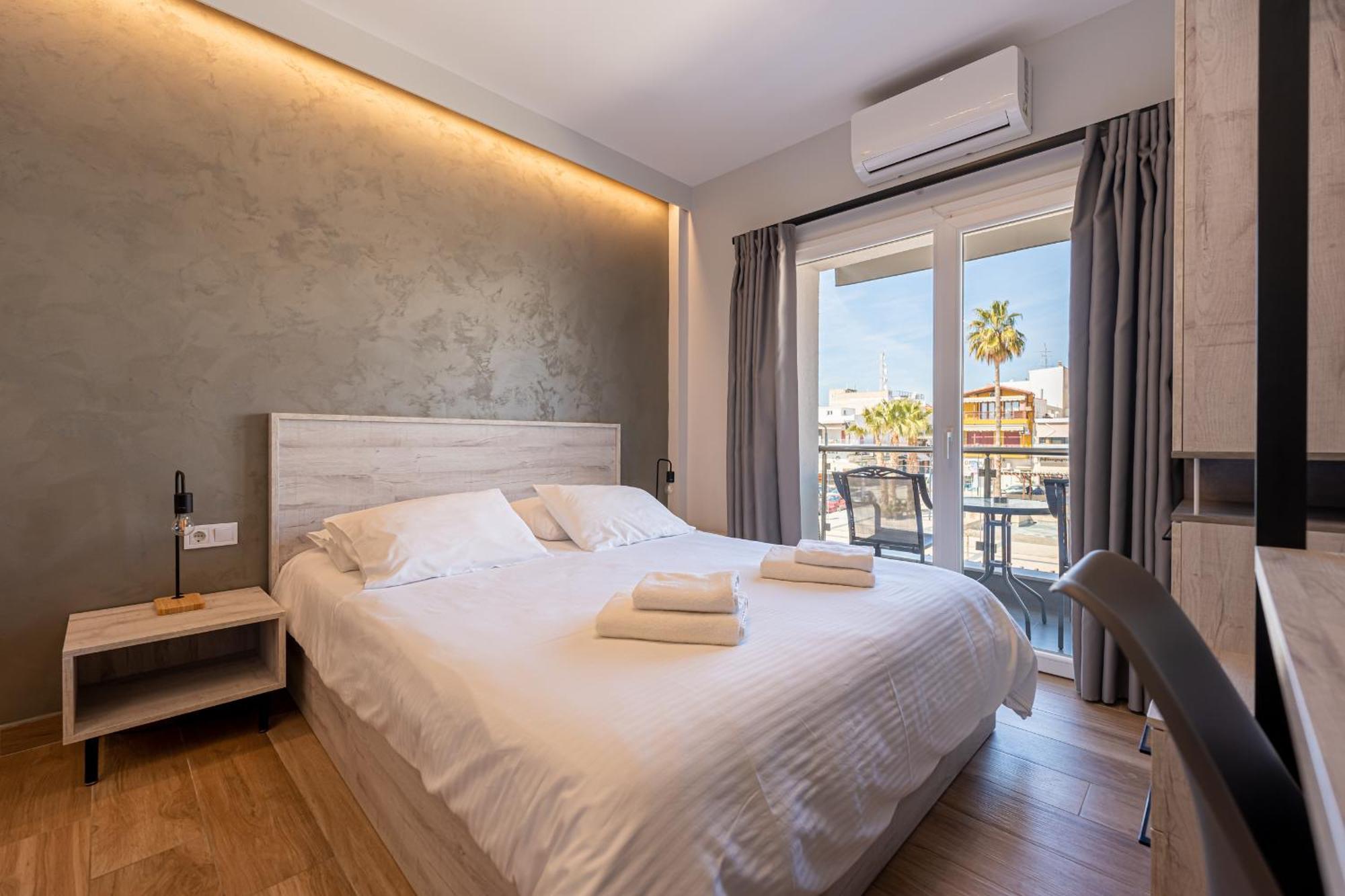 Centralviewsuites Nea Moudhania Exteriör bild