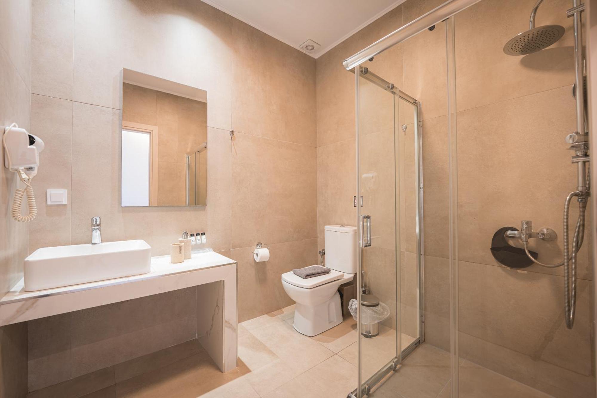 Centralviewsuites Nea Moudhania Exteriör bild